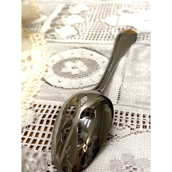 Pfaltzgraff 18/8 Stainless Set of 4 Slotted Spoons Gold Tip Brand New in Pack - Picture 3 of 8